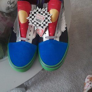 Van (Avenger) size 9